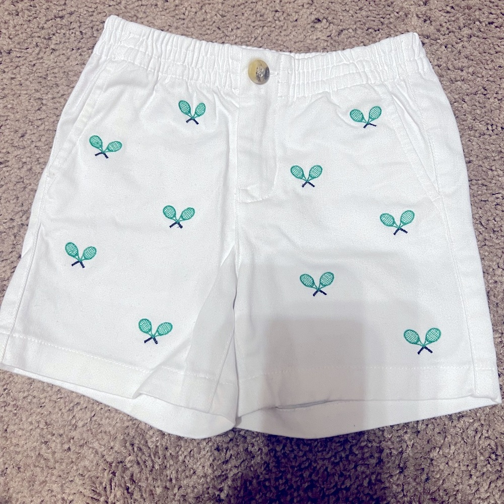 Janie and Jack 2T white shorts with tennis logos